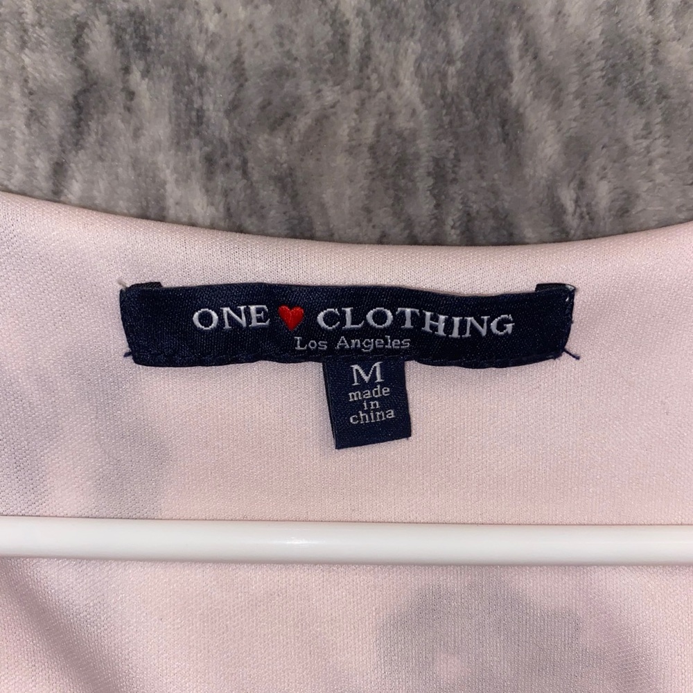 Pink romper - Picture 2 of 2